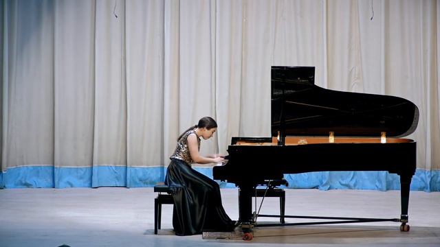 Розалия Насирова - С.Прокофьев Токката ре минор смотреть онлайн