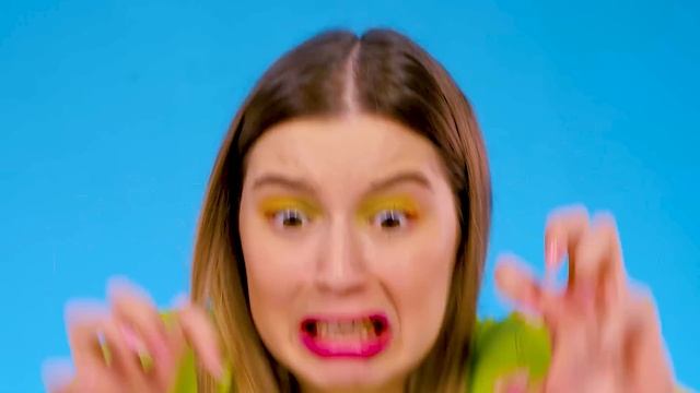 Кто Лучше Нарисует Предмет, Получит Его | Смешные Моменты от Fun Fun Challenge смотреть онлайн