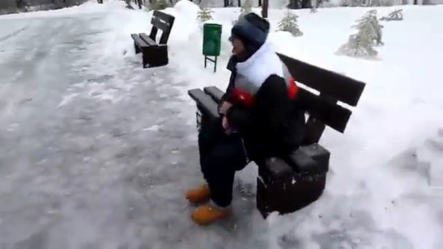 Как надо просить прощения у девушки