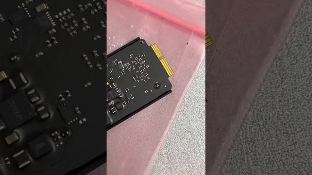 Сгорел Новый Apple SSD 1TB вовремя съёмки  ролика ?