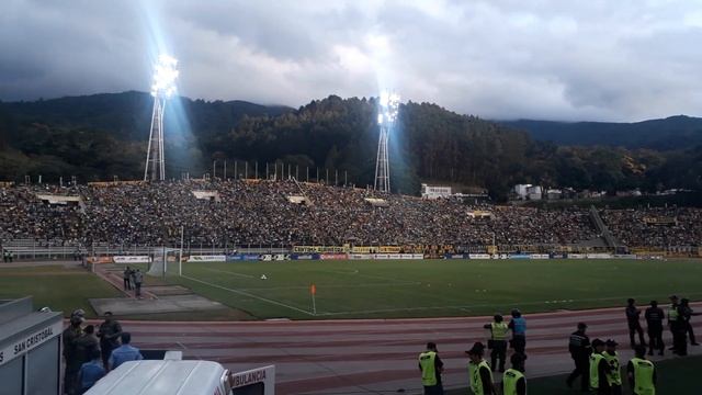 Final Deportivo Tachira Vs. Caracas смотреть онлайн