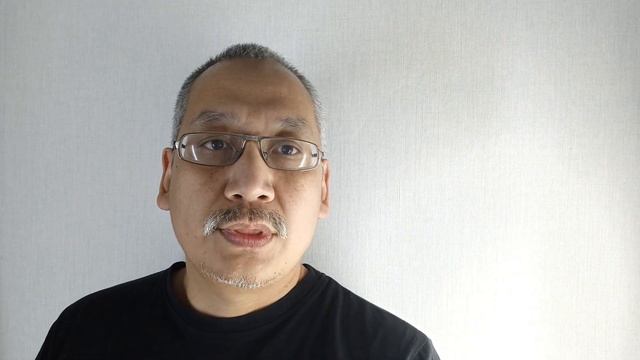 Цaһaн сaр өлзәтә болтхa! О том, что было в год свиньи и том, что будет в год мыши. смотреть онлайн