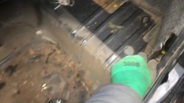 Как снять задний фонарь Mitsubishi Lancer 9 2004 год смотреть онлайн