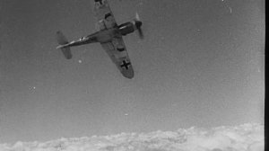 Владимир Высоцкий   Их восемь нас двое (компиляция из двух вариантов песни)