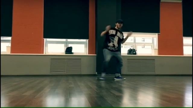 "Сын Ритма Возвращается" / Louie Lastic - Close2u смотреть онлайн