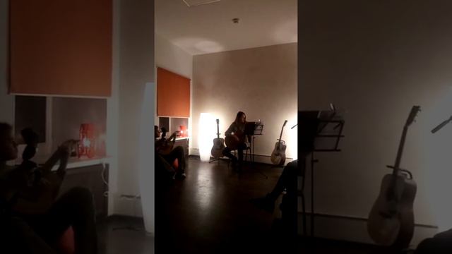 Квартирник. Отчётный урок в школе музыки Guitardo. 🎸 И Вокал 5 смотреть онлайн
