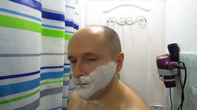 На обзоре крем для бритья Tabac и лезвия Gillette 7O'clock SharpEgde смотреть онлайн