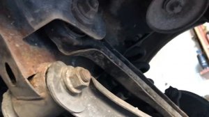 BMW E90 - ЗАМЕНА СТОЕК АМОРТИЗАТОРА. КУПИЛ И ПОПАЛ!!! #MadMax