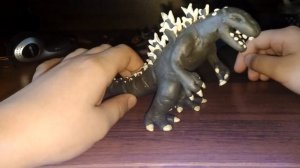 Годзилла 1954 из пластилина. Godzilla 1954 from plasticine.