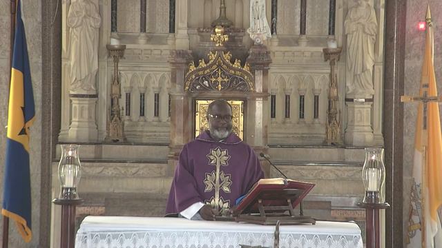 Holy Mass: Monday of Holy Week смотреть онлайн