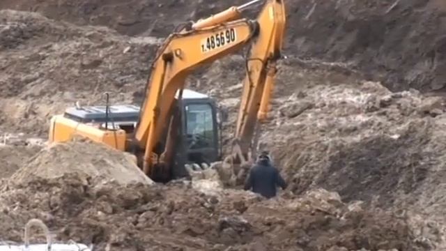 Глава администрации Чебоксар Алексей Ладыков проинспектировал ход строительства Московского моста смотреть онлайн