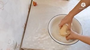 Домашняя лапша с помощью лапшерезки.