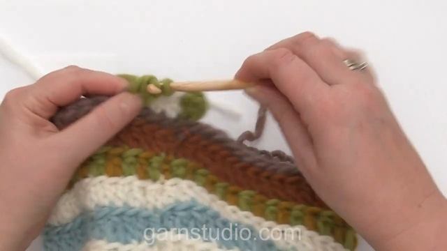 How to crochet the hat in DROPS 238-22 смотреть онлайн