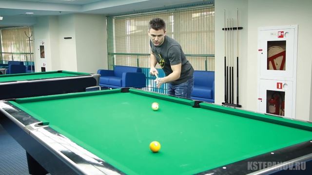 Обучение бильярду - сложные удары кием по шару: удар через шар, удар с борта, длинные удары смотреть онлайн