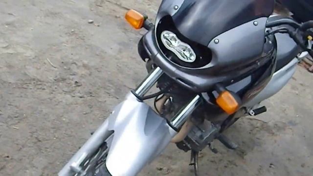 SUZUKI XF650 FREEWIND 1997r - praca silnika + design смотреть онлайн