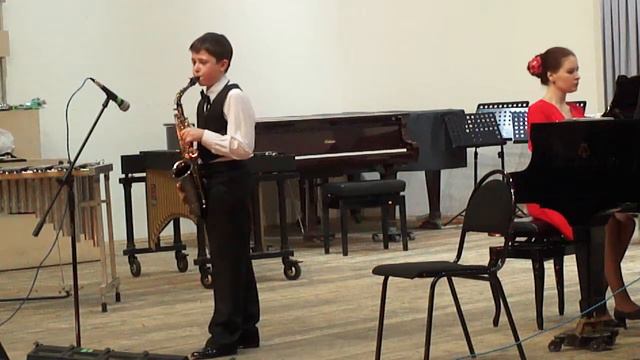 Твои глаза. Исполняет П.Говоров. 2013.01. смотреть онлайн