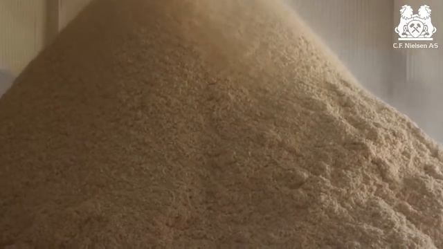 BAYER | CF Nielsen Briket Yapımı BP5510 x 2 (Olle Dahl Såg) смотреть онлайн