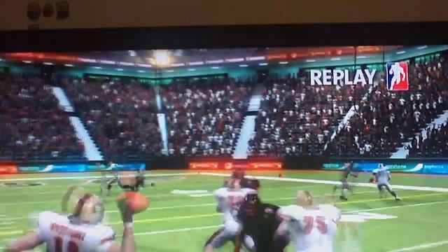 Pocket Awareness in BackBreaker....using 49ers смотреть онлайн