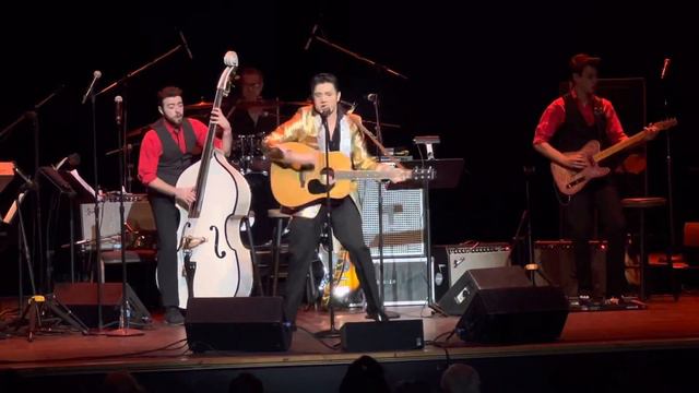 MOSES SNOW as Elvis Presley singing “Shake Rattle and Roll / Heartbreak Hotel” смотреть онлайн