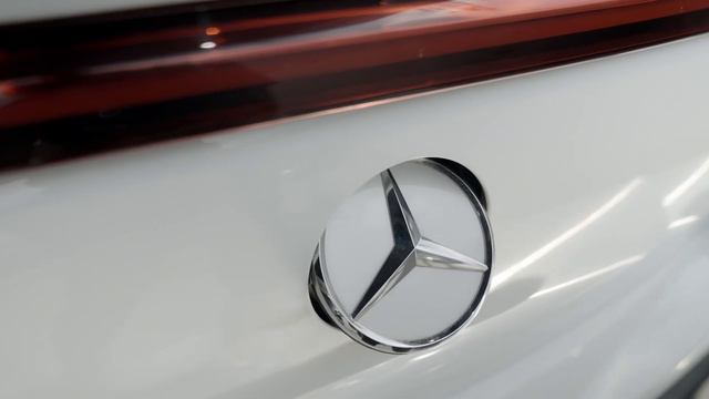 Mercedes Benz EQB 260 ម៉ូឌែលអគ្គិសនីដំបូងគេនៅកម្ពុជា