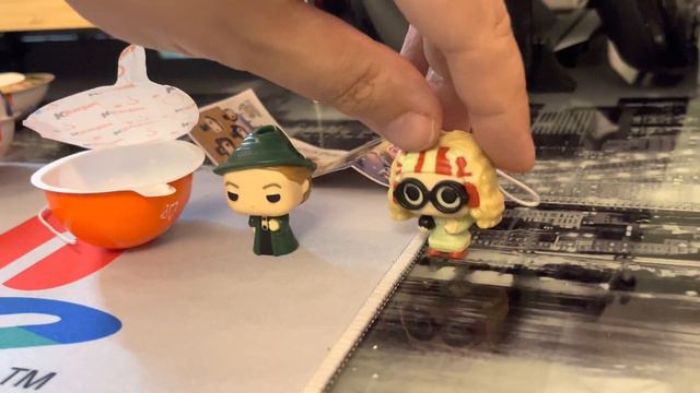 Funko Harry Potter y Kinder Joy!!! Que de huevos tiene la cosa!!! 🤣🤣🤣 смотреть онлайн
