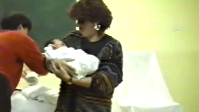 קרית ענבים - קיום מצוות ברית מילה смотреть онлайн