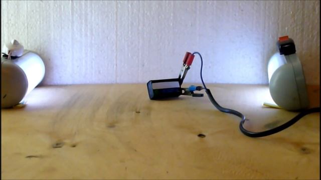ЭКСПЕРИМЕНТ с  ТОКОМ крона 9v*vs*220v КТО КОГО