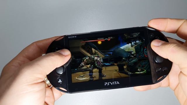 Injustice Gods Among Us | PS Vita Slim handheld gameplay смотреть онлайн