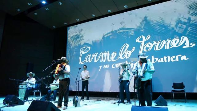 Carmelo Torres y su Cumbia Sabanera - Tierra de poetas смотреть онлайн