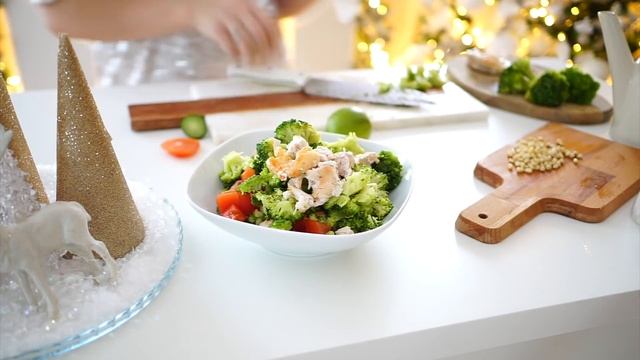 ?САМЫЙ ВКУСНЫЙ НОВОГОДНИЙ СТОЛ 2021 НОВОГОДНЕЕ МЕНЮ ДЛЯ ВАШЕГО ПРАЗДНИЧНОГО СТОЛА? смотреть онлайн