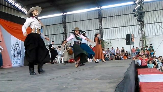 Folklore argentino Malambo femenino final смотреть онлайн
