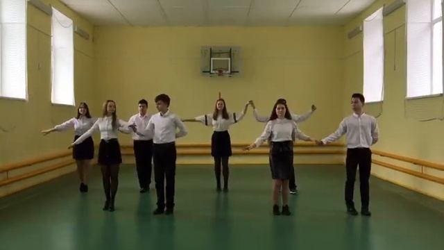 Вальс. Исполняет хореографическая группа 10 класса. (МКОУ "Школа № 2" г. Пласта) смотреть онлайн