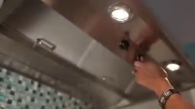 GE Cafe Range Hood Video смотреть онлайн