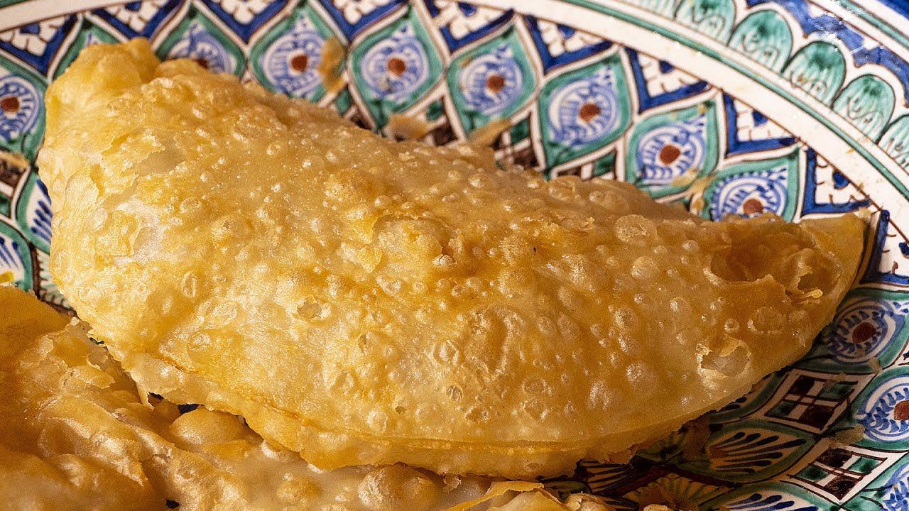 Идеальное тесто для чебуреков. Сочные и хрустящие с мясом. Как в чебуречной смотреть онлайн