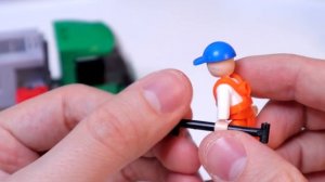 СЛУБАН ПРОТИВ ЛЕГО