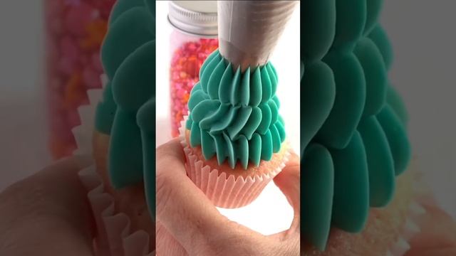 Лакомства + История про Чудо смотреть онлайн