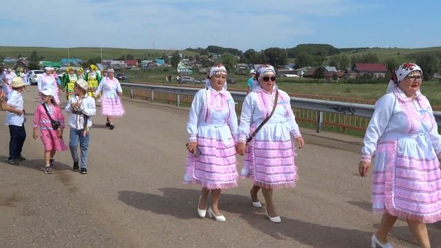 Марийские наигрыши, частушки. Подсмотрено в Курманаево. Видео Хайбуллина Василия