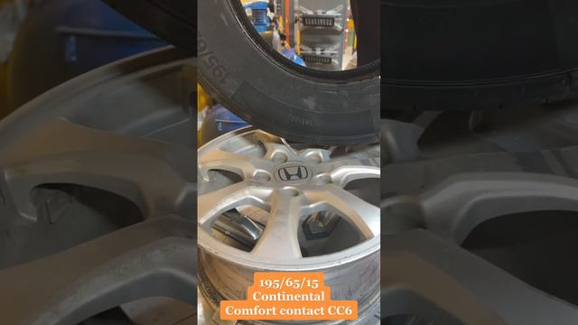 Installing 195/65/15 Continental Comfort Contact CC6 смотреть онлайн