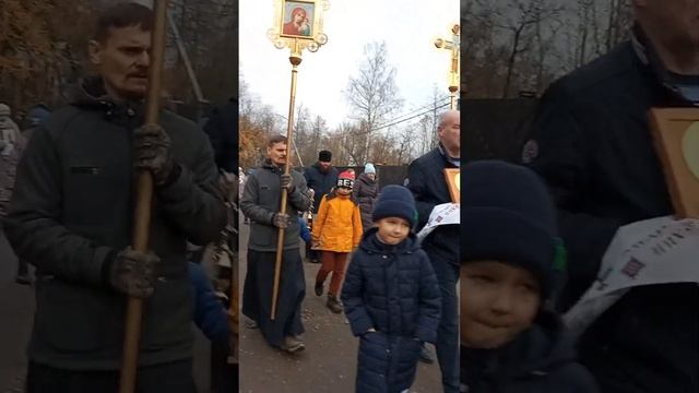 КРЕСТНЫЙ ХОД В ЧЕСТЬ КАЗАНСКОЙ ИКОНЫ БОЖИЕЙ МАТЕРИ, ЗАСТУПНИЦЫ ОТЕЧЕСТВА НАШЕГО И НАРОДА ЕГО. смотреть онлайн