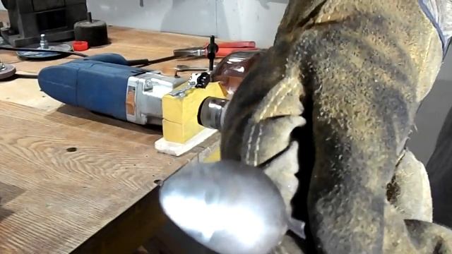 Очищающий И Полировальный Станок Из Дрели смотреть онлайн