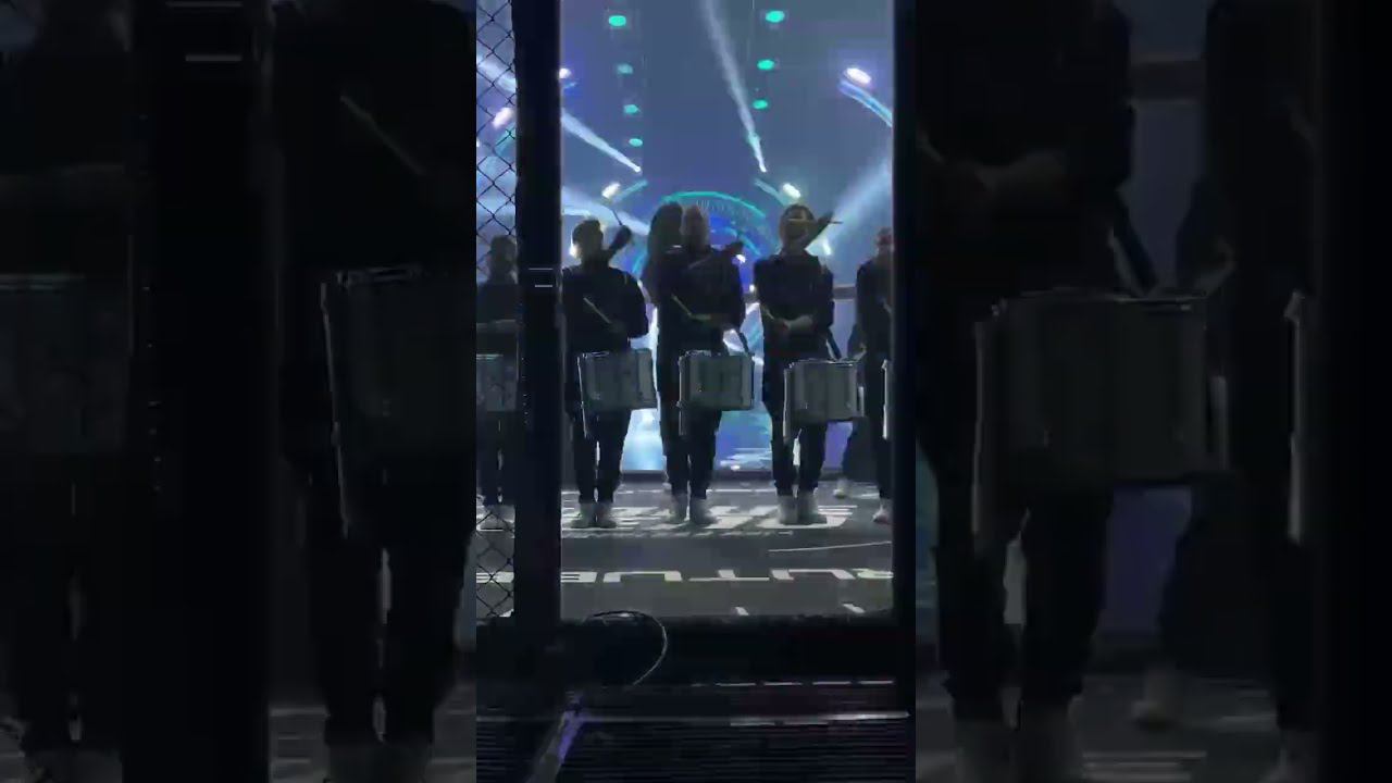 Зарядили мощным настроем перед боем спортсменов смотреть онлайн