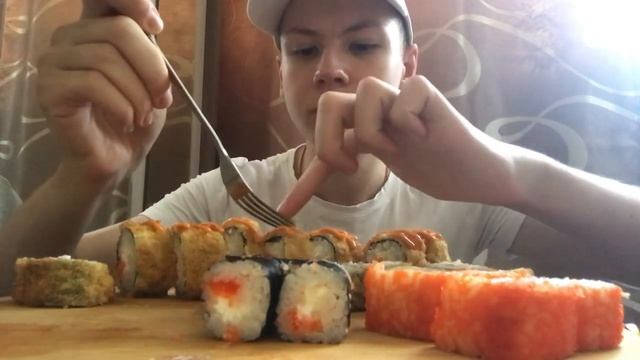 МУКБАНГ | РОЛЛЫ