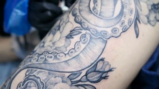 Octopus tattoo process смотреть онлайн
