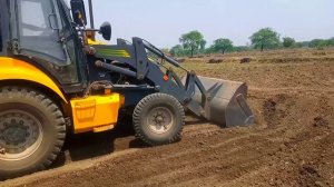 JCB 3dx Backhoe Loading Mud in Tata 2518 Truck | Swaraj 744 4wd Tractor