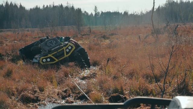 Вездеход АРГО против BRP Outlander, испытание верховым болотом | оффроуд по бездорожью смотреть онлайн