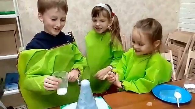 Химия и другие научные кружки для детей на Соколе смотреть онлайн