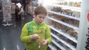 Прикольные фигурки животных в Леонардо