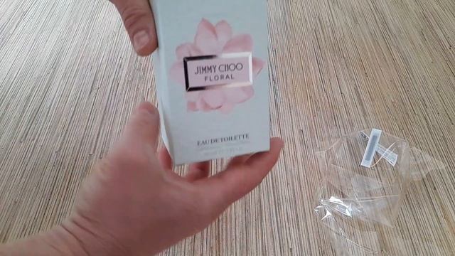 JIMMY CHOO Floral смотреть онлайн