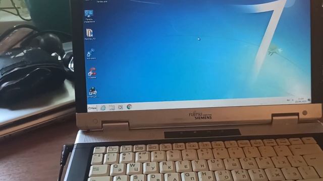 Б/у ноутбук Fujitsu-Siemens AMILO PRO еще послужит. смотреть онлайн