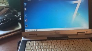 Б/у ноутбук Fujitsu-Siemens AMILO PRO  еще послужит.